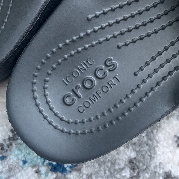 CROCS wedge chunky slide on sandals - Picture 5 of 7